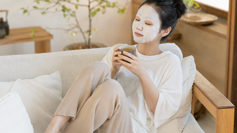 フェイスマスクの頻度はどのくらい？毎日派と週1派、タイプ別の目安