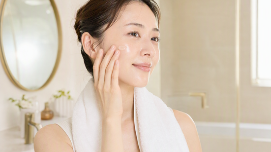導入美容液とは？いつ使う？化粧水との順番と使い方の基本